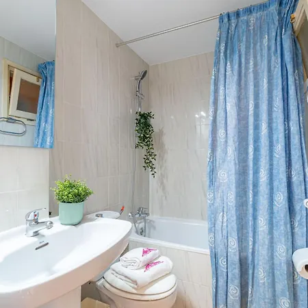 Basic Comfort Apartamento Gran Reserva 8021 Apartment Empuriabrava